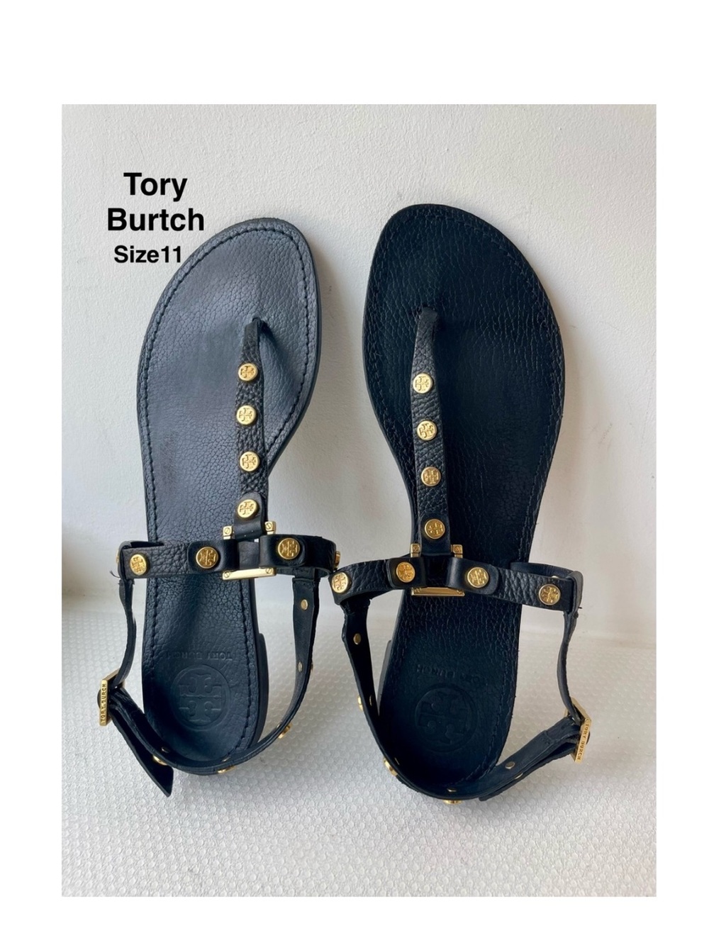 Tory Burch Marge Logo Studded Thong Sandals Flats Leather Size 11⭐️⭐️⭐️⭐️
